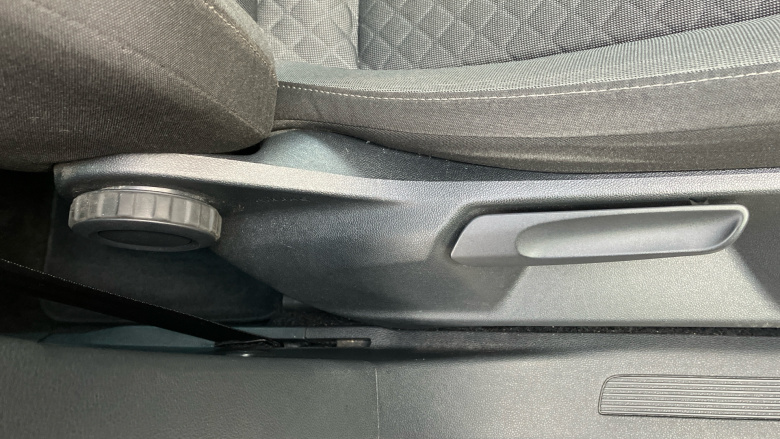 Volkswagen Tiguan 2.0 TDi 150 SE Nav 5dr Diesel Estate